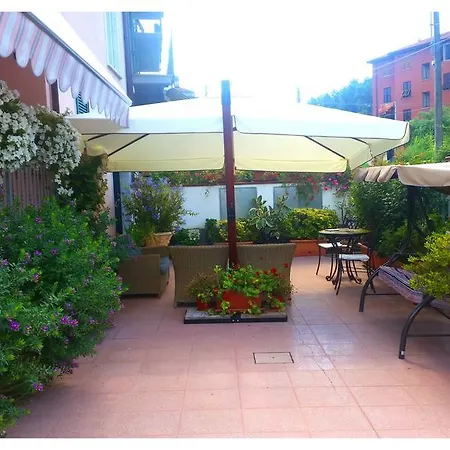 Bed and breakfast La Del Golfo 4*